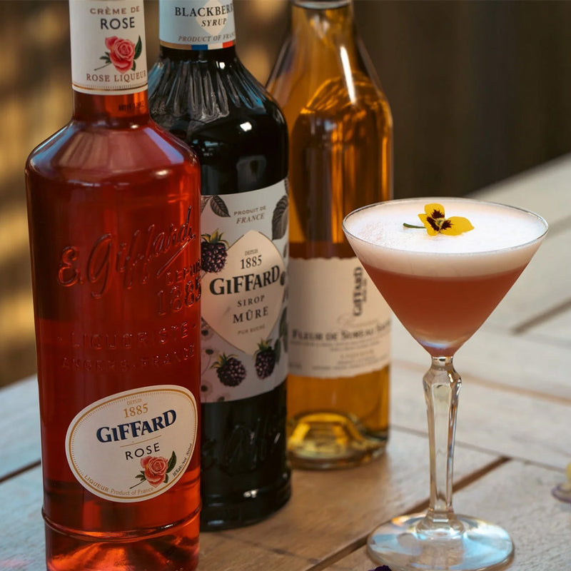 LICOR GIFFARD CREME DE ROSE 700 ML